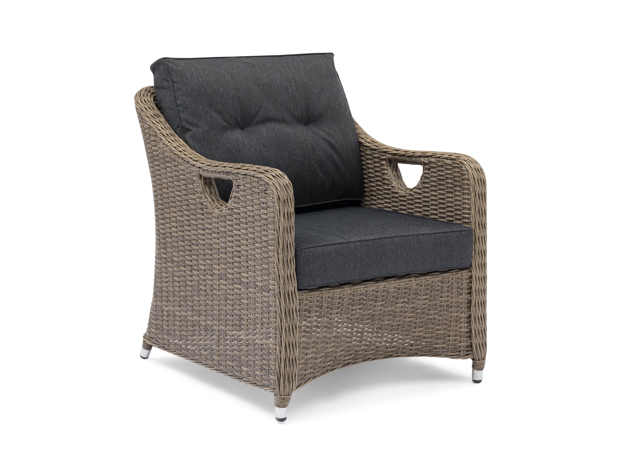 FurnitureOkay Liverpool Wicker Outdoor Lounge Chair