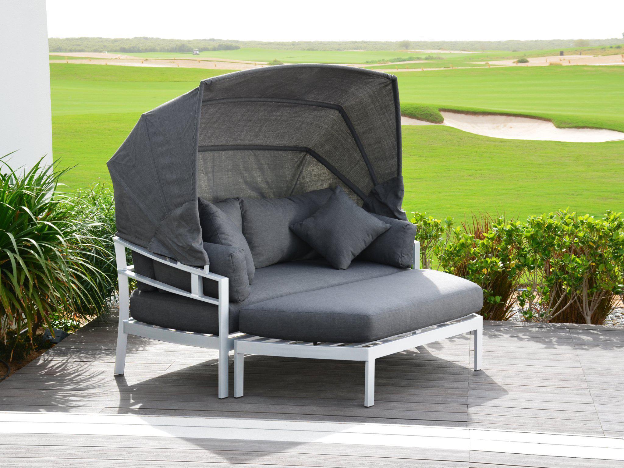 FurnitureOkay Manly Aluminium Outdoor Daybed — White