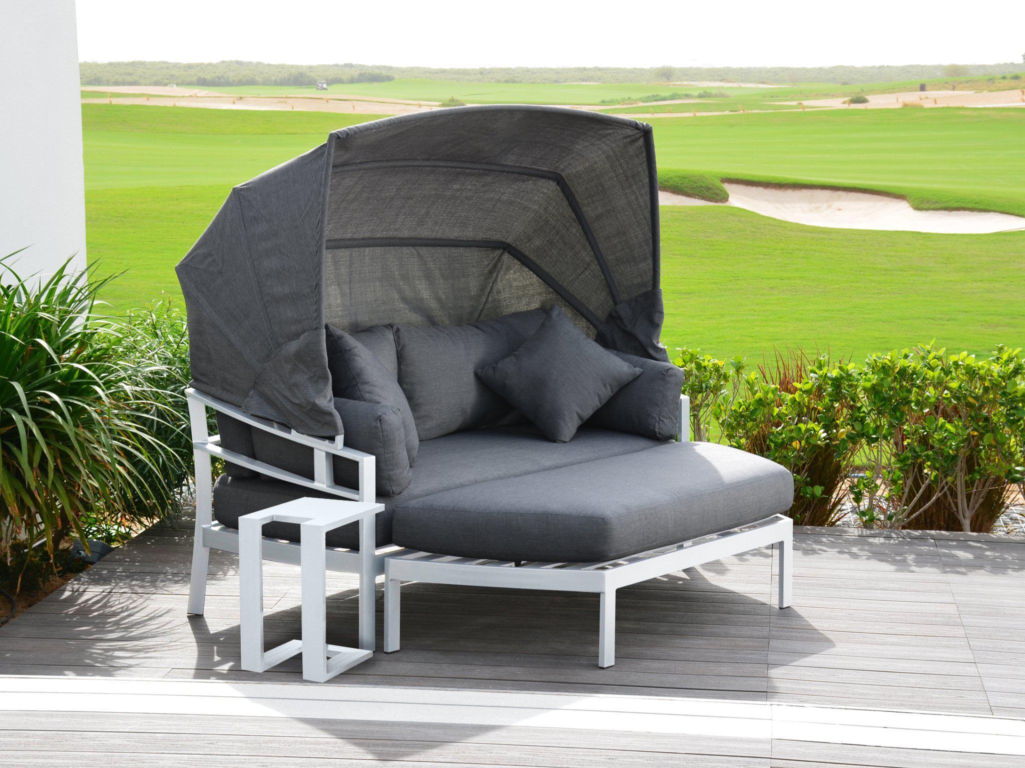 FurnitureOkay Manly Aluminium Outdoor Daybed — White